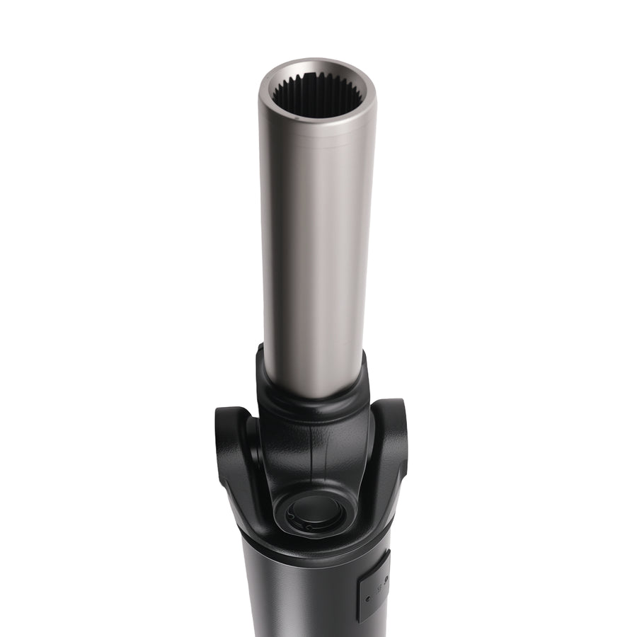 Rear Driveshaft compatible for GMC Sierra 2500 compatible for Chevy Silverado 2500 2001-2004 4WD 946-399
