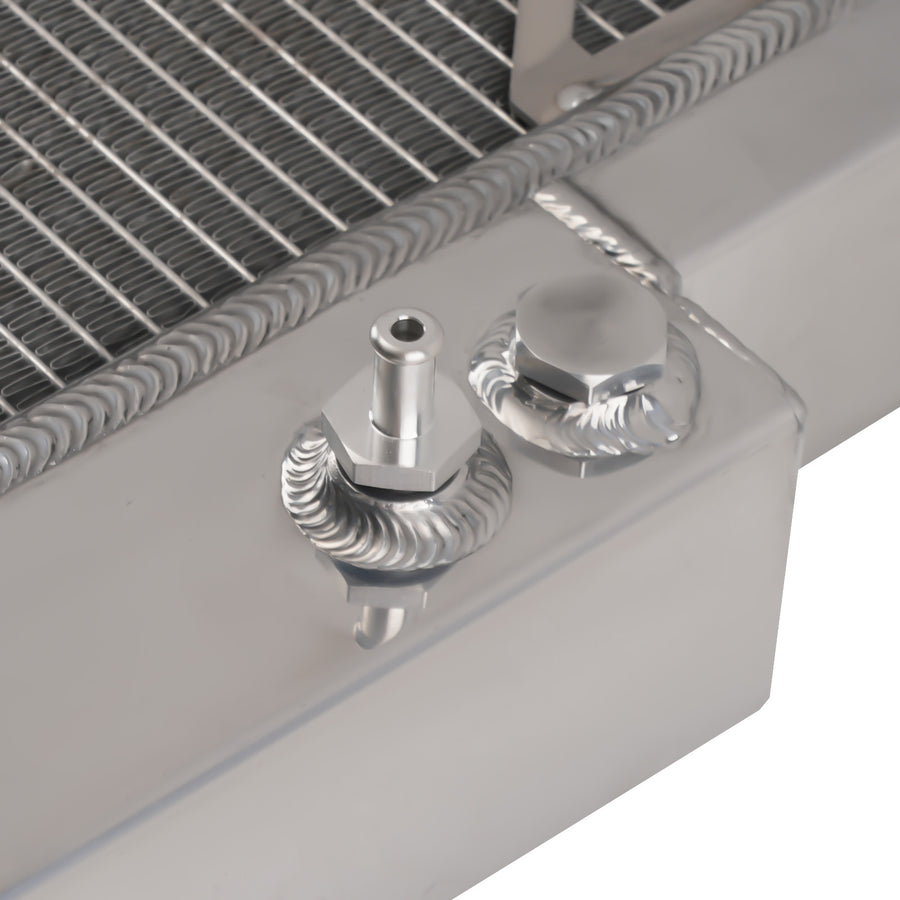 4-Row Aluminium Radiator compatible for Ford F-250 F-350 6.9L 7.3L 1983-1996 REA411165AA